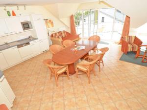 Kuchyň nebo kuchyňský kout v ubytování Villa Vilmblick - Wohnung 23 mit Meerblick-Balkon