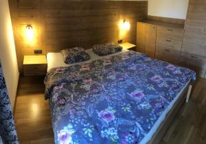Posteľ alebo postele v izbe v ubytovaní Mountain chalet