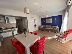 Cuisine ou kitchenette dans l'établissement Deka Evleri