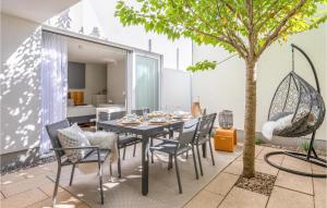 Χώρος καθιστικού στο Awesome Apartment In Pogorzelica +20 φωτογραφίες