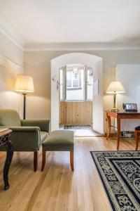 Area tempat duduk di Bohemian Hotel