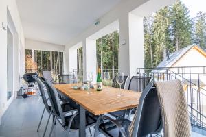 Balkon lub taras w obiekcie Lipno - Lakeside Village - Větrník