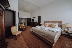 Posteľ alebo postele v izbe v ubytovaní Apartamenty Lokalna