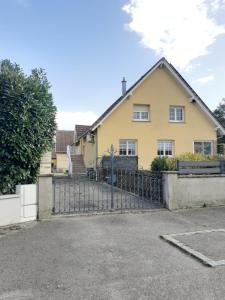 Budova, v ktorej sa apartmán nachádza