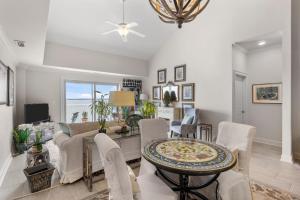 Gallery image of Nautical Club #702 in Atlantic Beach