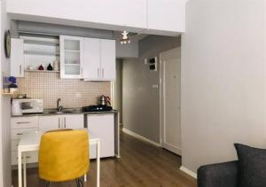 Cuisine ou kitchenette dans l'établissement Deka Evleri