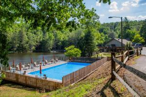 a swimming pool in the middle of a river at Eagle Point - Powder Horn Mountain in Powderhorn Mountain