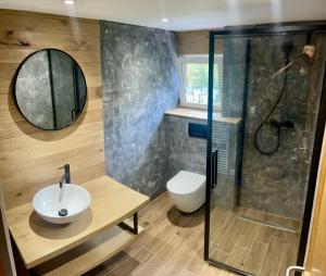 Kúpeľňa v ubytovaní Haus Riverside + 28 fotografií