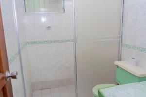 Een badkamer bij Hostal Familiar Argeñal