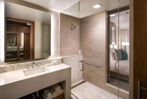 Koupelna v ubytování Paséa Hotel & Spa