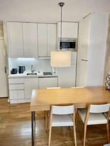 Dapur atau dapur kecil di Precioso apartamento junto a la Plaza Mayor