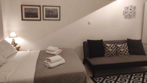 Gallery image of Lamda Vintage Appartment in Athens