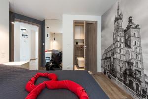 Posteľ alebo postele v izbe v ubytovaní Cozy and Large 62 m2 Apartment with Air Conditioning, Old Town