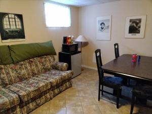 Χώρος καθιστικού στο Gîte Parc Mauricie B&B