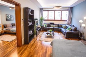 Posedenie v ubytovaní Urban Jungle Apartment in the Citycenter