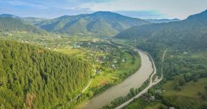 Fotografie z fotogalerie ubytování Апартаменти БАРВА v destinaci Beloberëzka