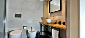 Koupelna v ubytování Vatican Rome Suite + 46 fotografií