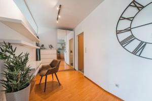Kuchnia lub aneks kuchenny w obiekcie Spektakuläres Apartment ✩ 7. Stock ✩ kostenlose Parkgarage