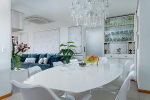 Lounge nebo bar v ubytování Apartamento alto padrão Ponta Verde Maceio