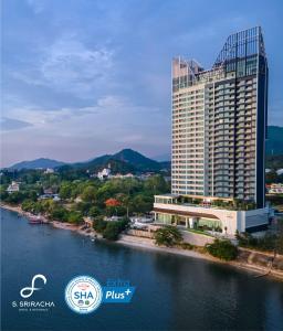 วิว S Sriracha Hotel & Residence จากมุมสูง