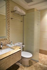 Vannituba majutusasutuses Afraa Hotel Al Aziziya