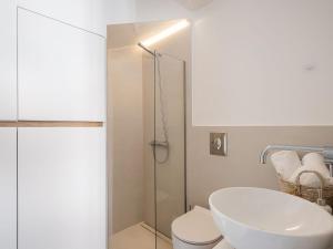 Koupelna v ubytování Mythodea Luxury Suites