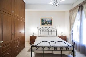 Posteľ alebo postele v izbe v ubytovaní Beachfront villa in Galaxidi