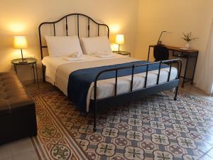 Posteľ alebo postele v izbe v ubytovaní "RUNFULÌA" Deluxe apartment