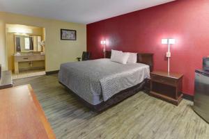 Gallery image of Econo Lodge Town Center in Virginia Beach