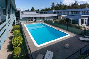 Bazén v ubytování Travelodge by Wyndham Florence nebo v jeho okolí