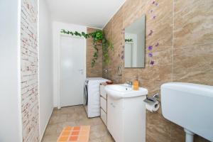 Koupelna v ubytování Apartment Kameni dvori