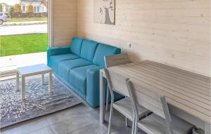 Χώρος καθιστικού στο Lovely Home In Sianozety With Wifi
