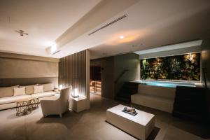 Posezení v ubytování Hotel De La Ville + 37 fotografií