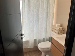 Ảnh trong thư viện ảnh của 22 ,Costado Clinica Las Condes ,6 Personas ở Santiago