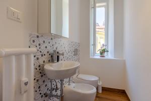 A bathroom at Le Dimore del Teatro
