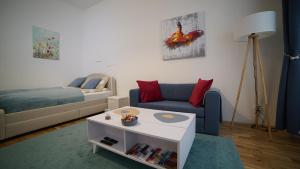 Posteľ alebo postele v izbe v ubytovaní MALIXA - Apartment in the heart of Vienna next to Metro