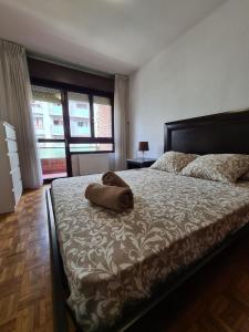 Galeriebild der Unterkunft 602A-A un paso del Centro con Garaje 3 Dormitorios in Oviedo