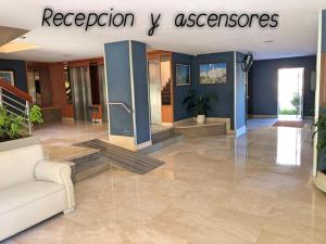 Ο χώρος του λόμπι ή της ρεσεψιόν στο apartamento las Gondolas +10 φωτογραφίες
