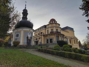 Zahrada ubytování Pod skálou, Mánesova 646
