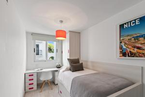 Postel nebo postele na pokoji v ubytování Amplio y luminoso apartamento en 1 línea playa + 31 fotografií