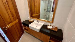 Koupelna v ubytování Aonang Phu Dahla Private Pool & Sea View - SHA Plus