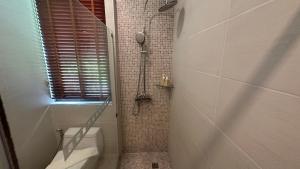 Koupelna v ubytování Aonang Phu Dahla Private Pool & Sea View - SHA Plus