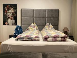 Postel nebo postele na pokoji v ubytování XuBa ApartmentRooms Messe Wien Prater
