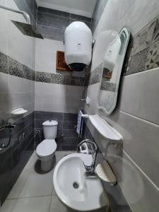 Bagno di Aton pyramids view guest house