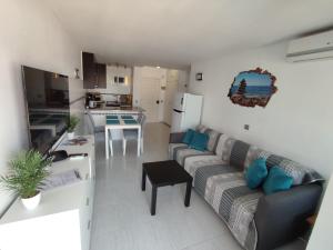 A kitchen or kitchenette at Jupiter 907 im Costa del Sol