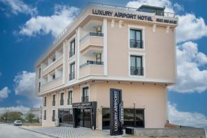 O edifício em que o hotel se localiza