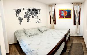 Letto o letti in una camera di Minka Hostel