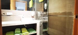 Un baño de ALMAALQUILER Clavería 11