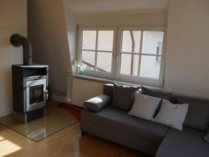 Posezení v ubytování Maisonette-Wohnung in Nürnberg mit Kamin