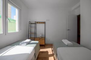 2 bedrooms 1 bathroom furnished - Delicias - bright - MintyStay 객실 침대